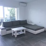 Apartamento Adria 1 *