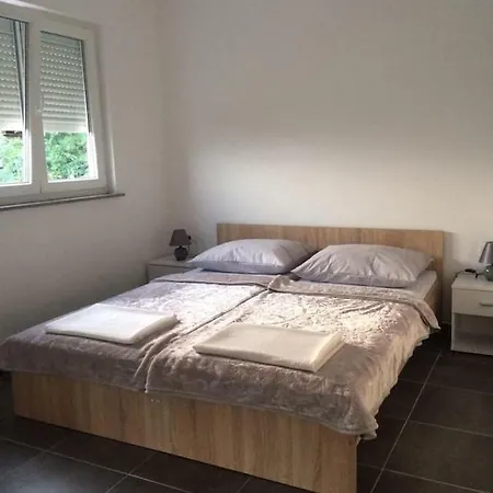 Apartment Adria 1 Novi Vinodolski
